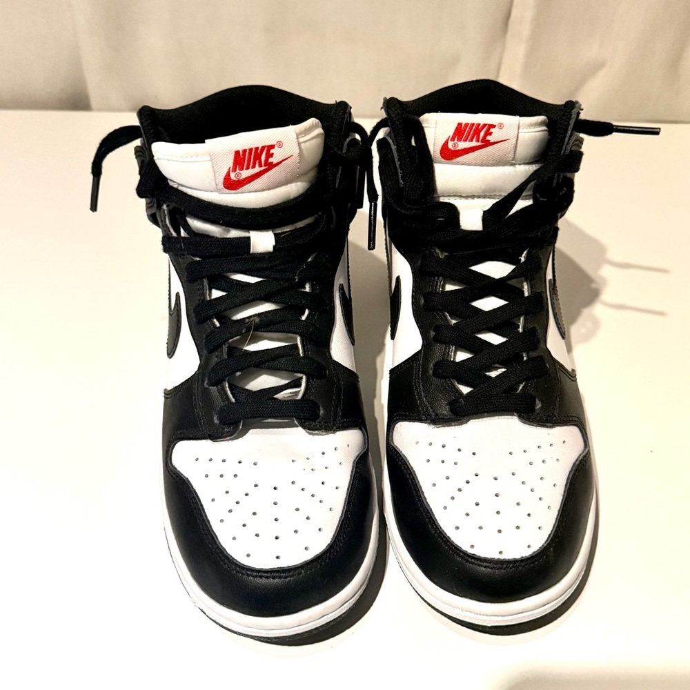 Nike Black and White Sneakers with Red Accents